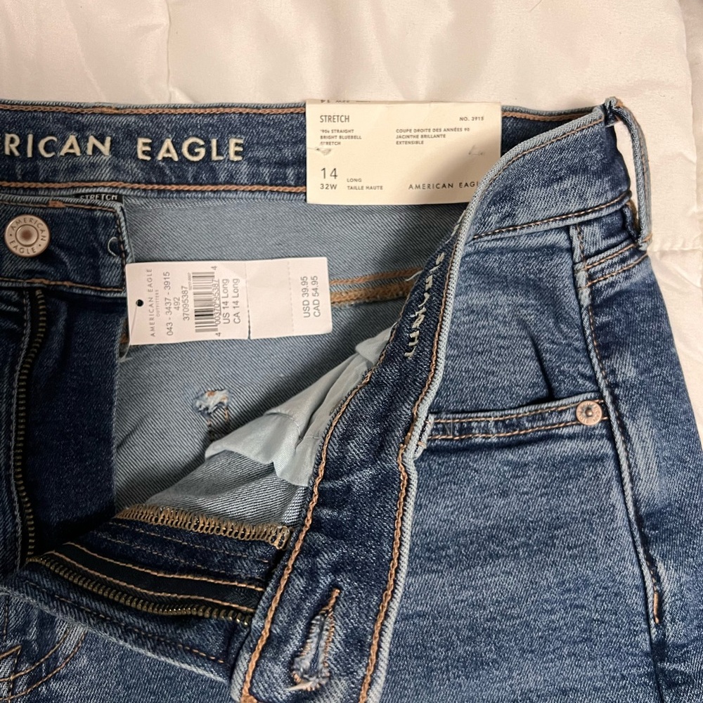 American Eagle 90s high rise straight jeans - Picture 4 of 6